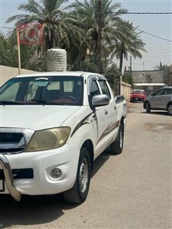 تويوتا هايلوكس